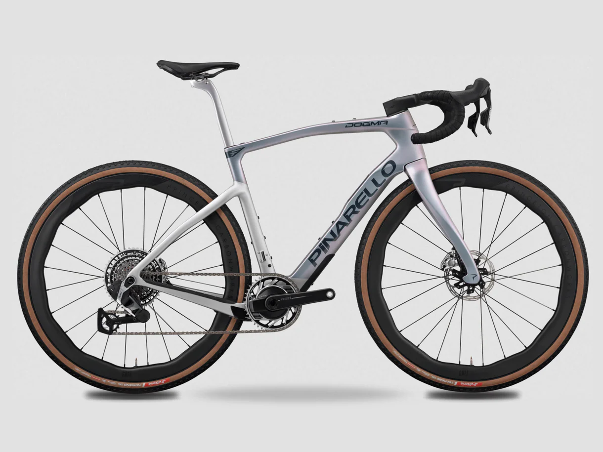 221_1220x_crop_center.webp Pinarello Dogma GR 2026 – Image 1